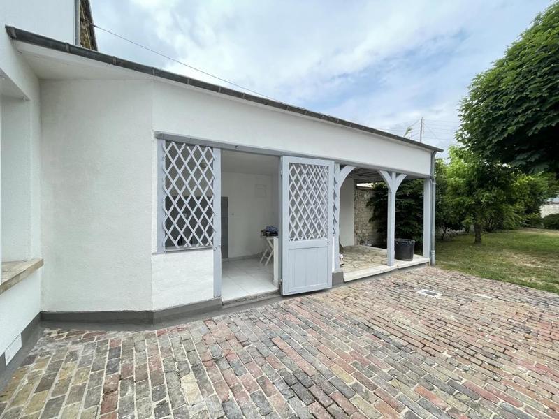 Maison - 140 m² - 6 pièces