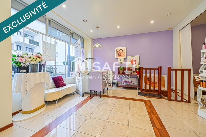 Local commercial - 67 m² - 5 pièces