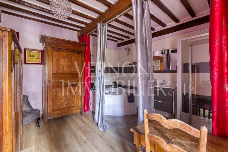 Maison - 375 m² - 12 pièces