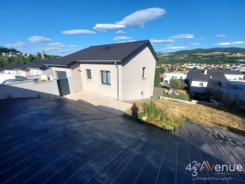 Maison - 103 m² - 4 pièces