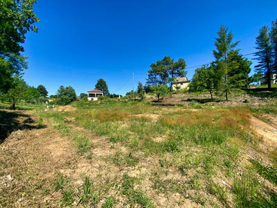 Terrain - 1 032 m²