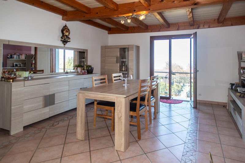 Maison - 157 m² - 7 pièces