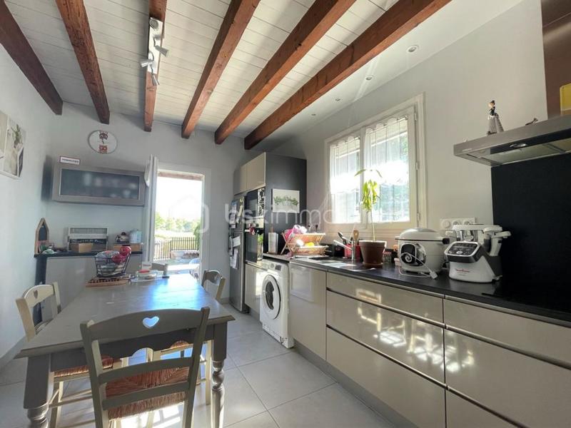 Maison traditionnelle - 143 m² - 6 pièces