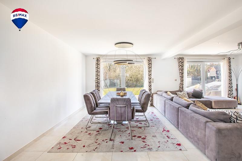 Maison - 164 m² - 7 pièces