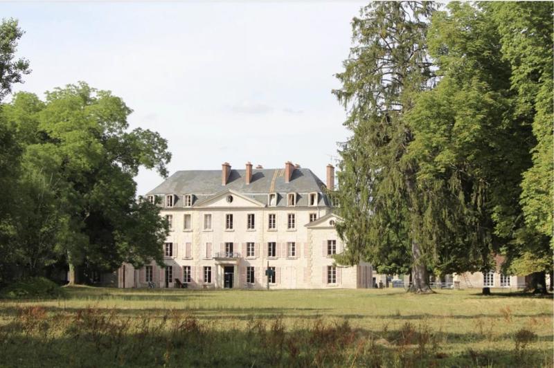 Château - 2 000 m² - 40 pièces