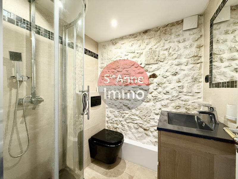 Maison - 177 m² - 7 pièces