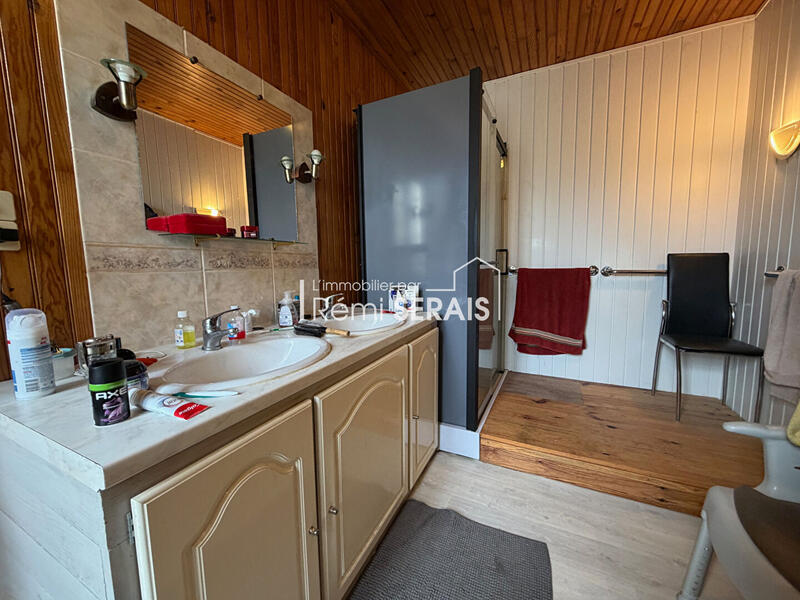 Maison - 136 m² - 5 pièces