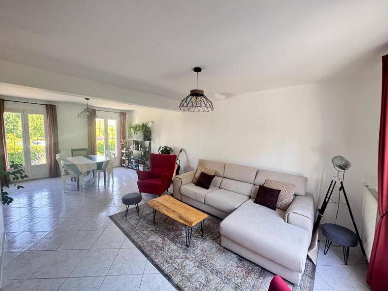 Maison - 111 m² - 6 pièces