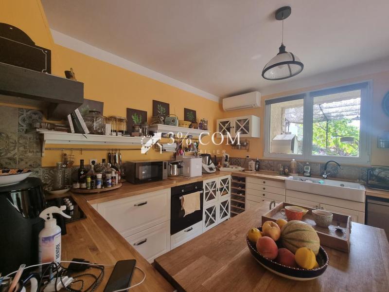 Mas - 150 m² - 5 pièces