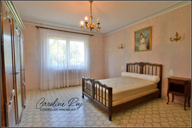 Maison - 159 m² - 6 pièces