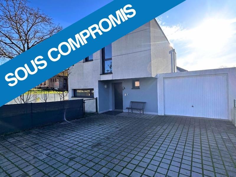 Maison - 100 m² - 6 pièces