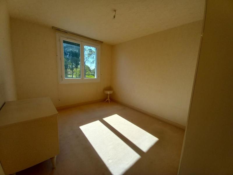 Appartement - 90 m² - 5 pièces