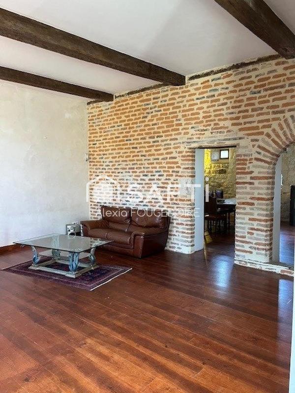 Maison - 223 m² - 9 pièces