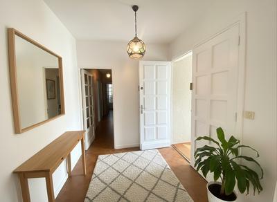 Maison - 199 m² - 9 pièces