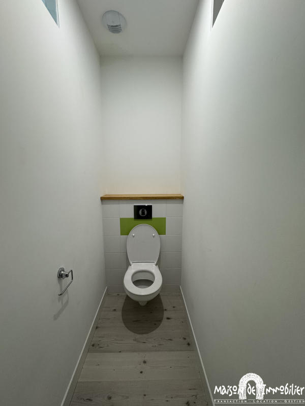 Maison - 93 m² - 4 pièces