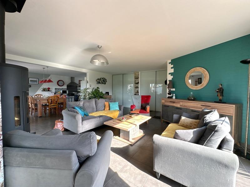 Maison - 146 m² - 7 pièces