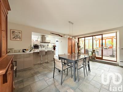 Maison - 182 m² - 6 pièces