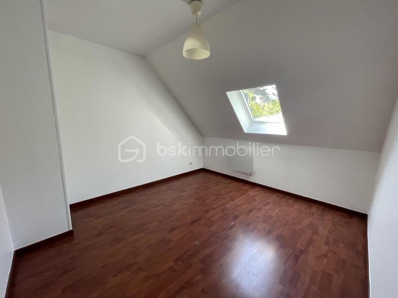 Maison traditionnelle - 92 m² - 5 pièces