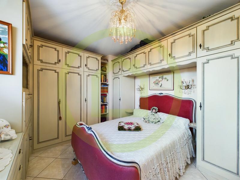 Appartement - 86 m² - 4 pièces