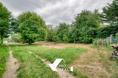 Terrain - 1 200 m²