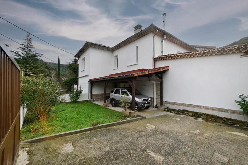 Maison - 176 m² - 5 pièces