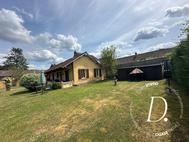 Maison ancienne - 100 m² - 4 pièces