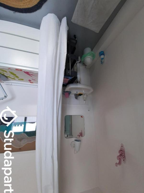 Chambre - 15 m² - 1 pièce