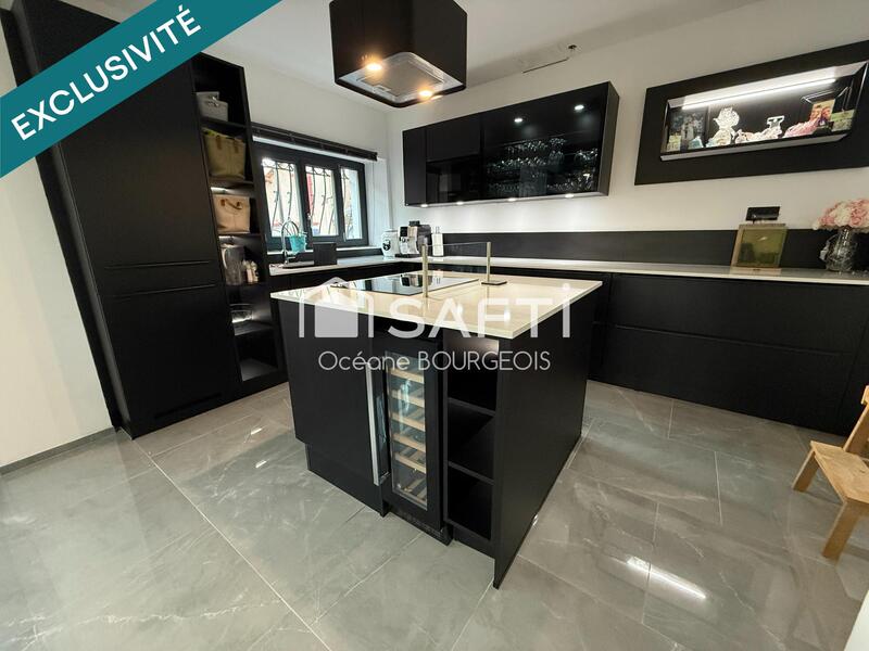 Maison - 165 m² - 5 pièces