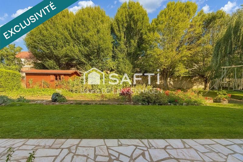 Maison - 225 m² - 10 pièces