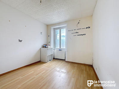 Maison - 92 m² - 5 pièces