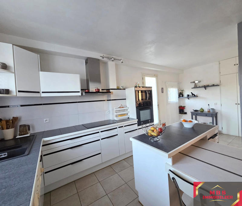 Villa - 164 m² - 7 pièces