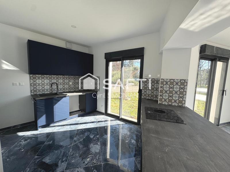 Maison - 90 m² - 4 pièces