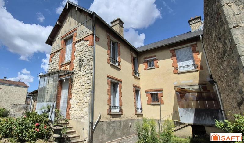 Maison - 176 m² - 8 pièces