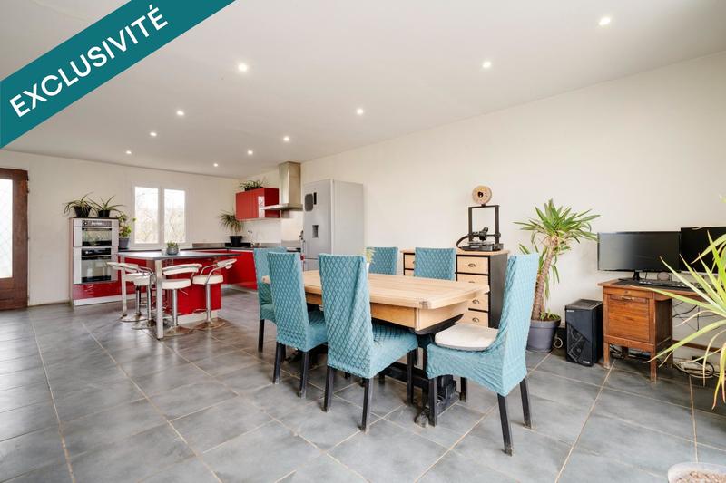 Maison - 95 m² - 5 pièces