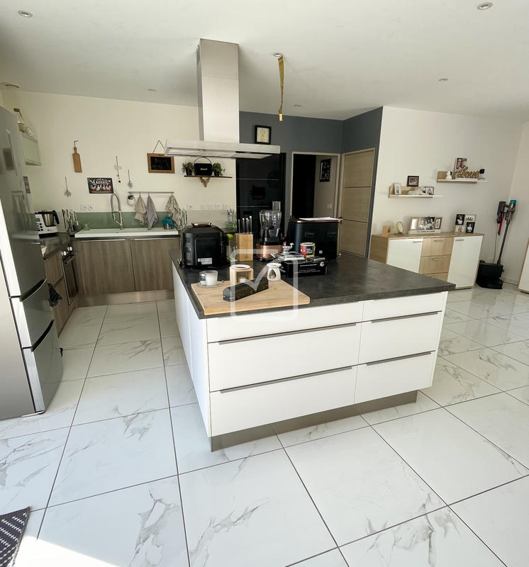 Maison - 165 m² - 4 pièces