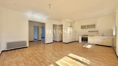 Appartement - 70 m² - 3 pièces