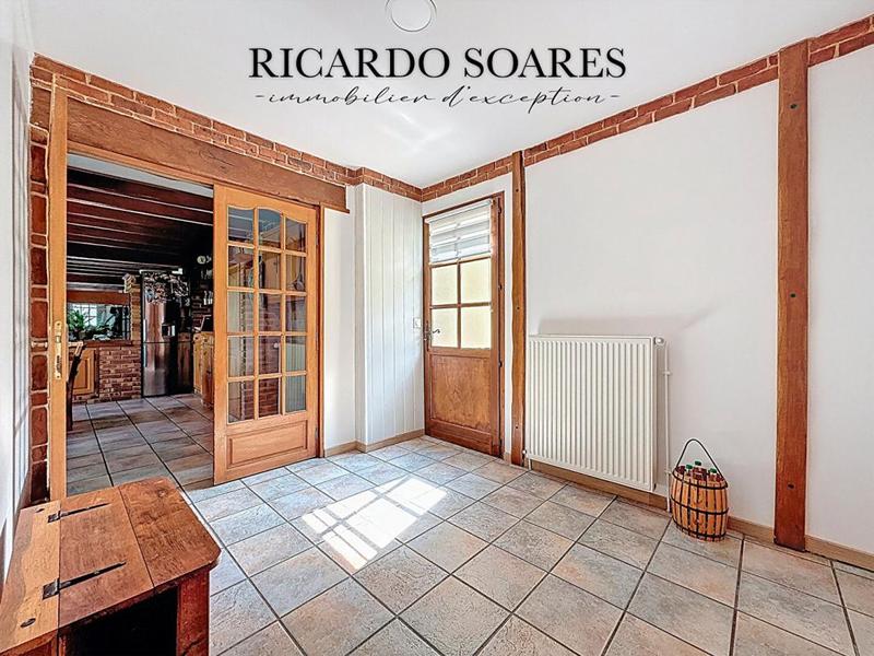 Maison - 218 m² - 8 pièces