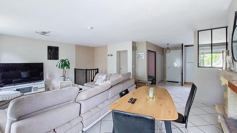 Maison - 183 m² - 6 pièces