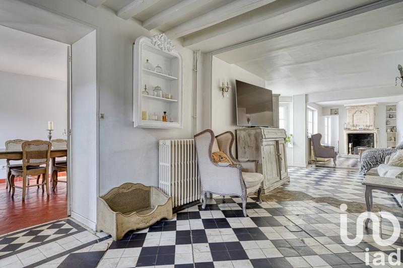 Maison - 350 m² - 13 pièces