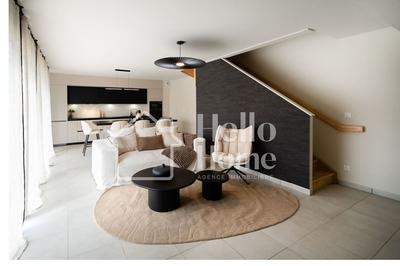 Maison traditionnelle - 95 m² - 4 pièces