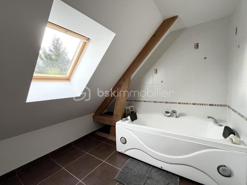 Maison - 166 m² - 7 pièces