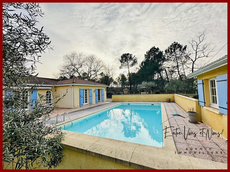 Maison - 180 m² - 7 pièces