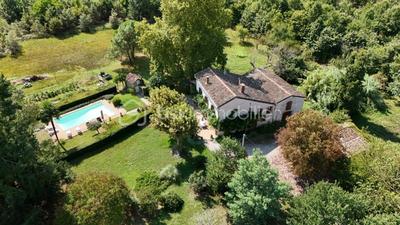 Maison ancienne - 213 m² - 7 pièces