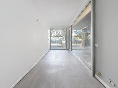Local commercial - 47 m² - 2 pièces