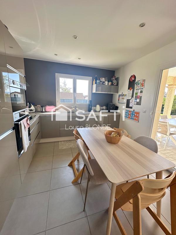 Maison - 130 m² - 5 pièces