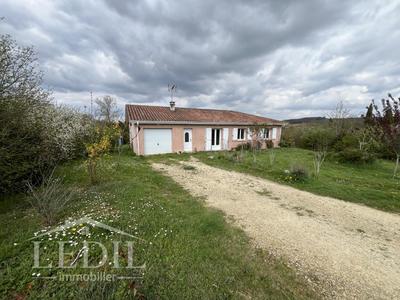 Maison - 96 m² - 4 pièces