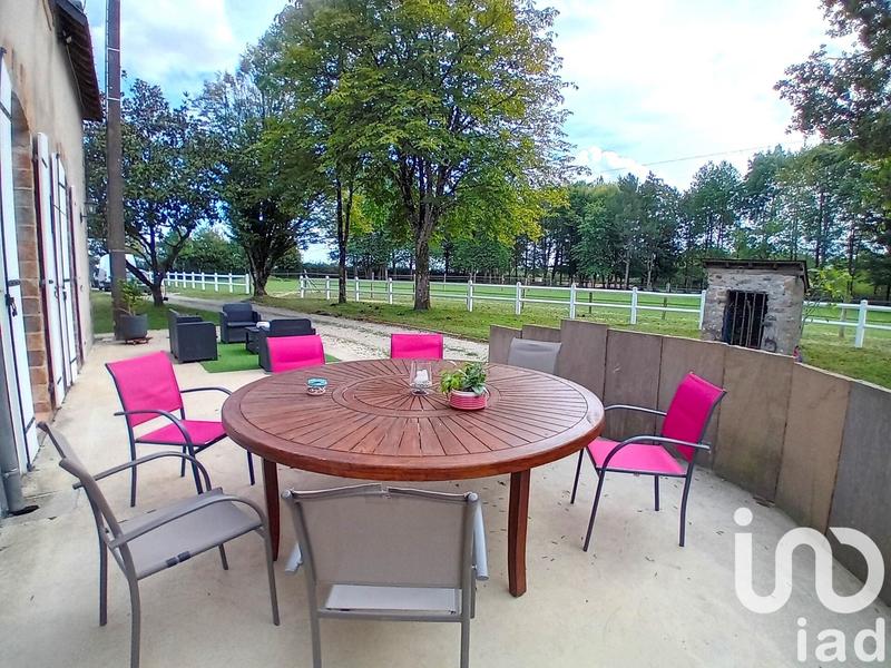 Maison de campagne - 200 m² - 8 pièces