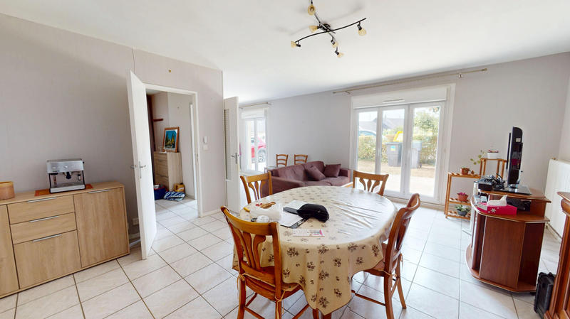 Maison - 97 m² - 5 pièces