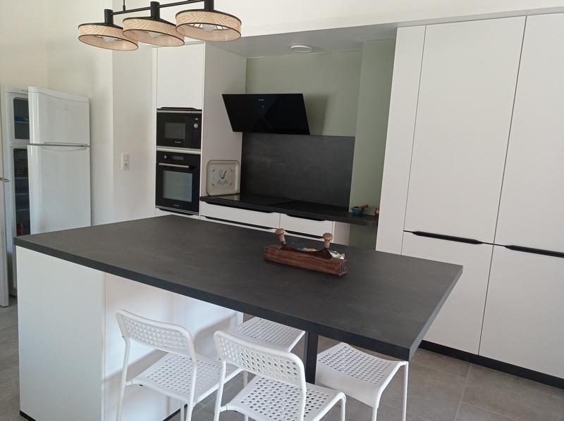 Maison traditionnelle - 228 m² - 7 pièces