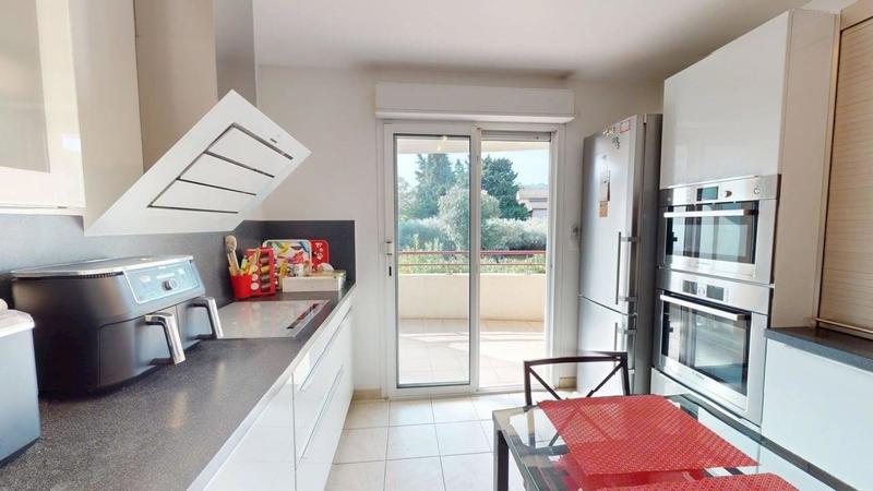 Appartement - 91 m² - 4 pièces